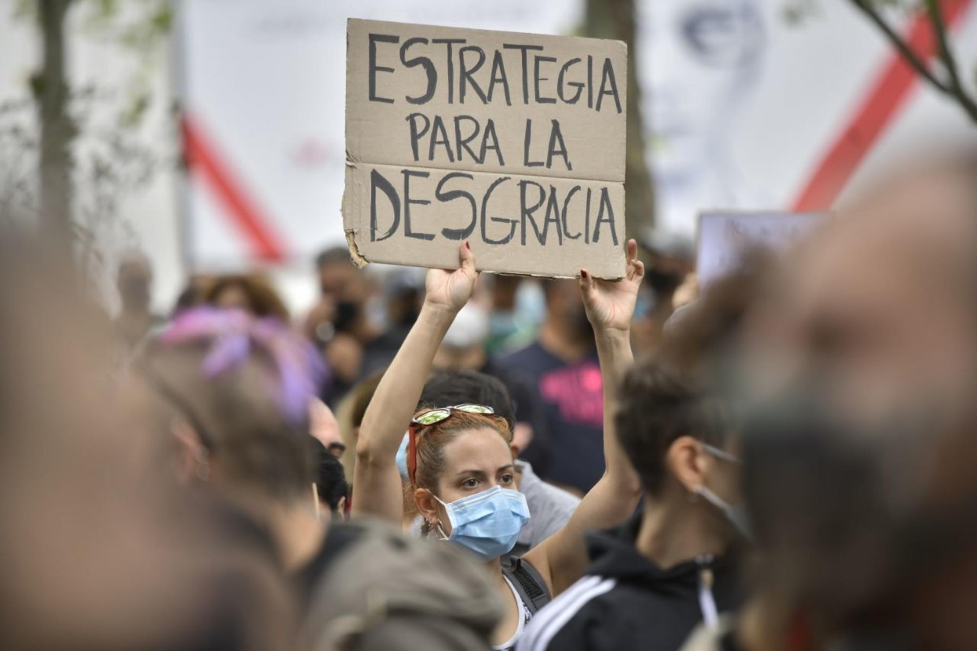 Concentraciones contra las políticas de la Comunidad de Madrid durante el covid - 3